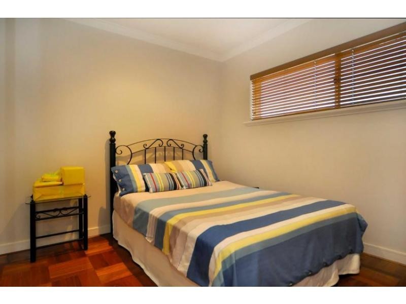 118 Sixth Avenue, Inglewood WA 6052