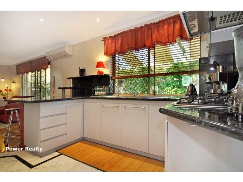 26 Stansted Crescent, Marangaroo WA 6064