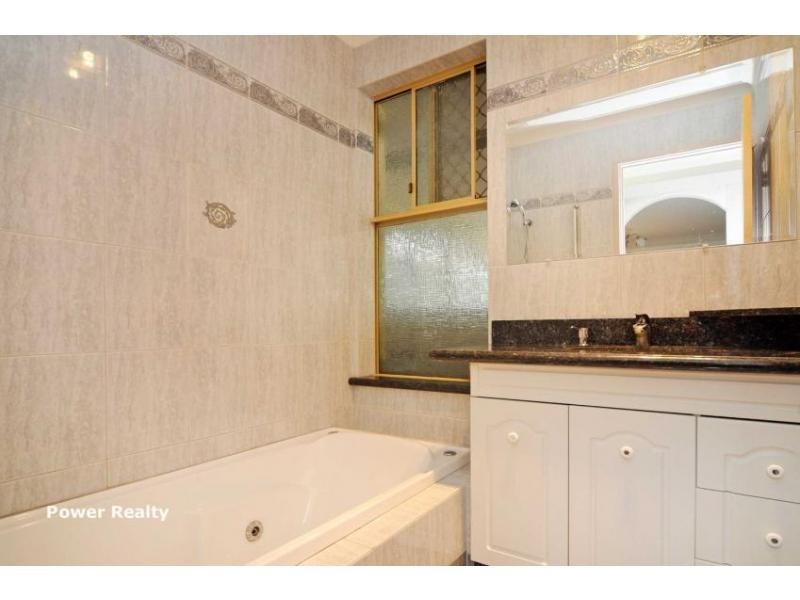 26 Stansted Crescent, Marangaroo WA 6064