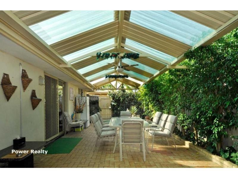 26 Stansted Crescent, Marangaroo WA 6064