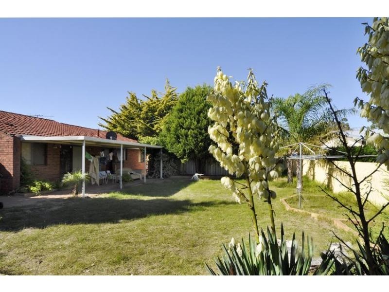 59 Golders Way, Girrawheen WA 6064