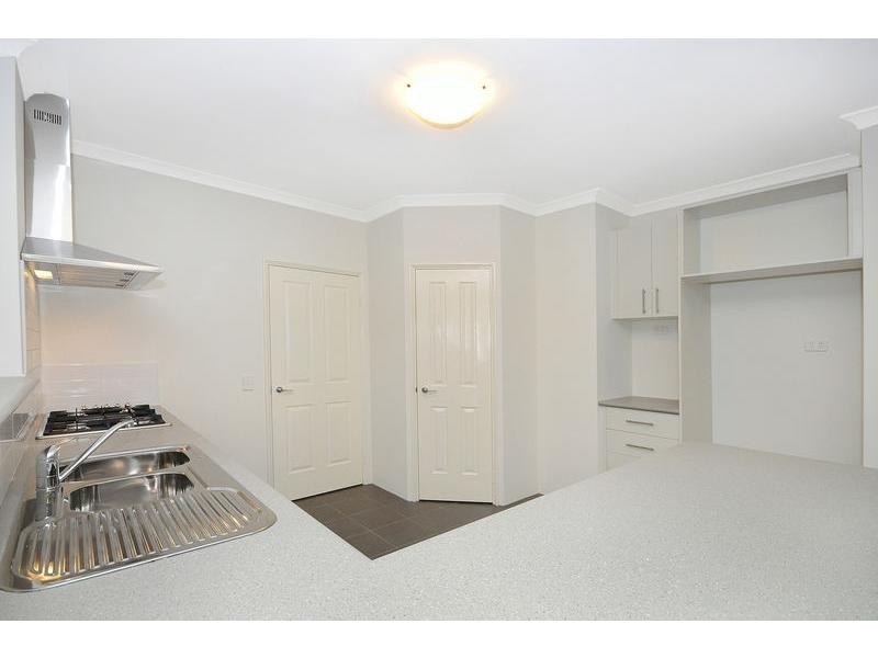 2 Atoll End, Aveley WA 6069