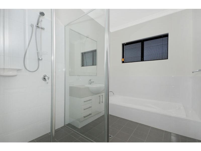 2 Atoll End, Aveley WA 6069