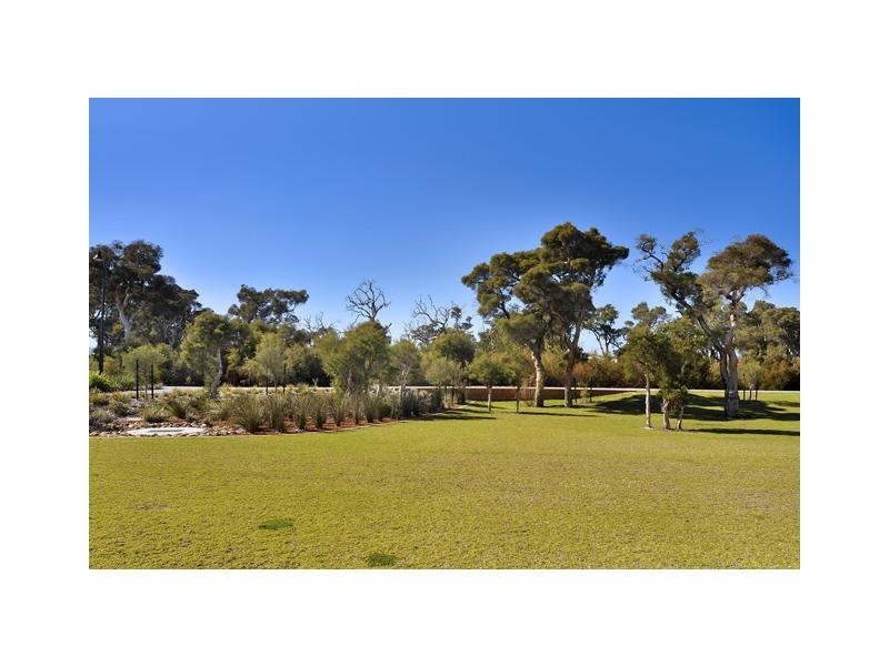 5 Ollave Circuit, Aveley WA 6069