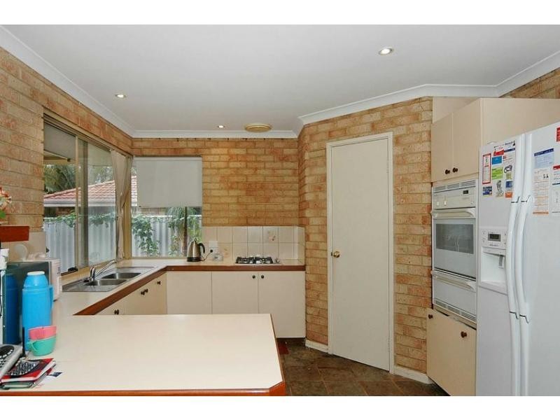 8 Abisko Court, Ballajura WA 6066