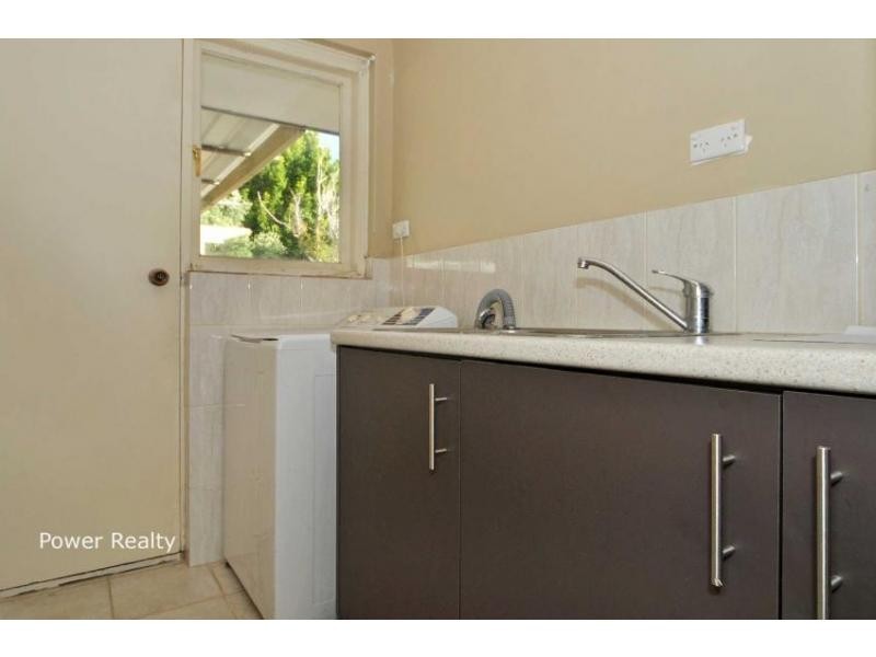 31 Greville Way, Girrawheen WA 6064