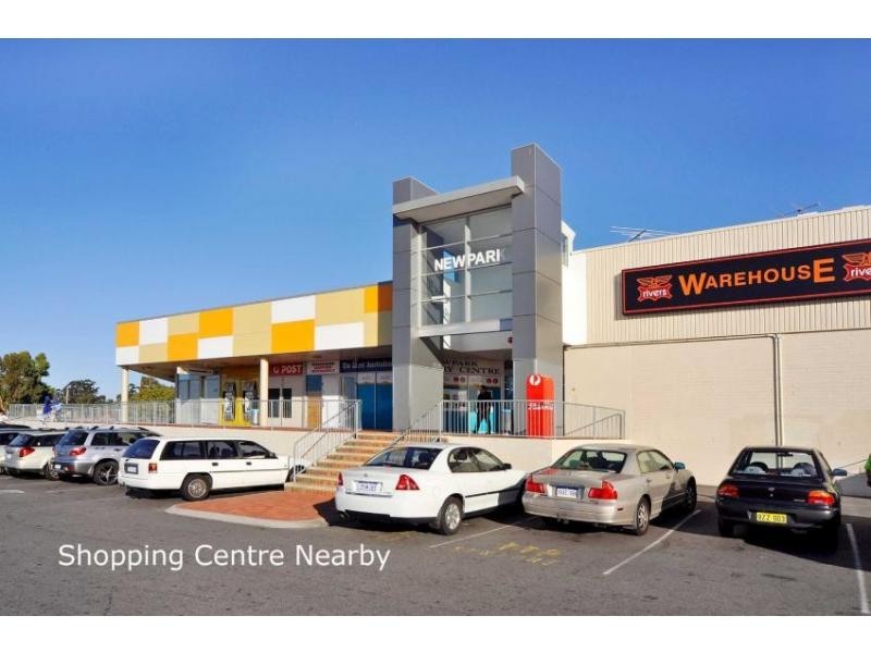 31 Greville Way, Girrawheen WA 6064