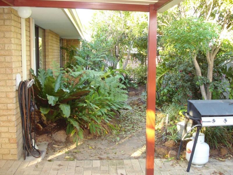 1 Palgrave Elbow, Marangaroo WA 6064