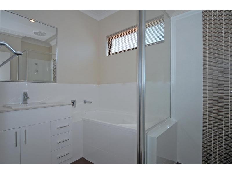 20A Lindfield Street, Westminster WA 6061