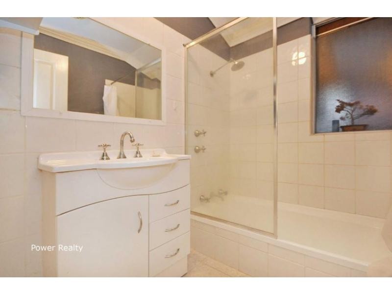 8 Wimpole Court, Alexander Heights WA 6064