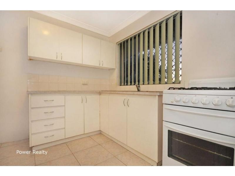 8 Wimpole Court, Alexander Heights WA 6064