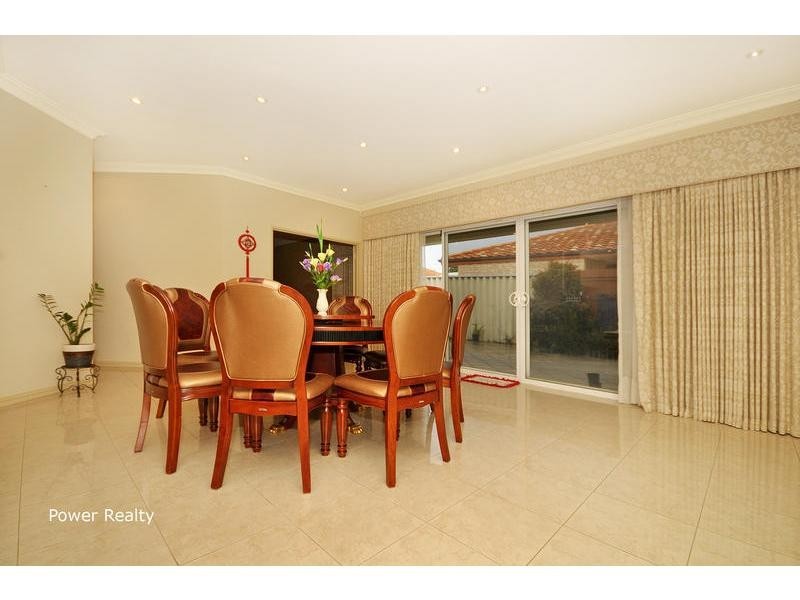 1 Banksaddle Place, Dianella WA 6059