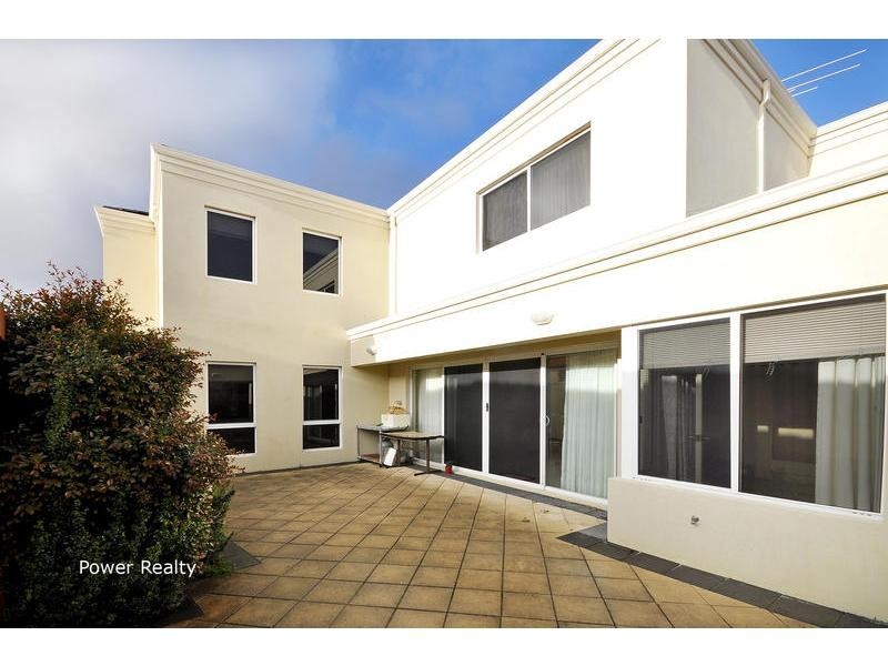 1 Banksaddle Place, Dianella WA 6059