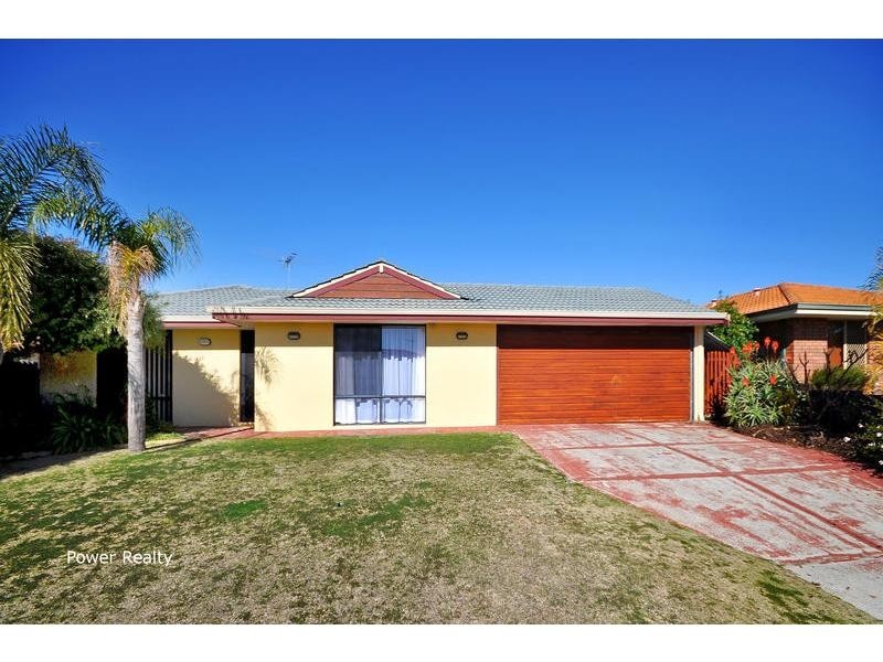 25 Flanders Place, Alexander Heights WA 6064