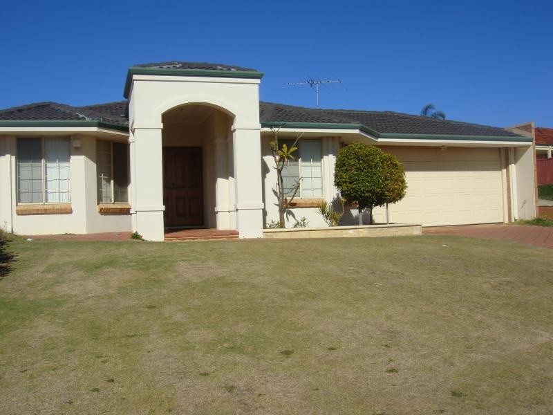 11 Erebus Court, Alexander Heights WA 6064