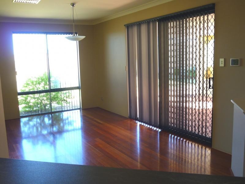 70 Abbotswood Drive, Landsdale WA 6065