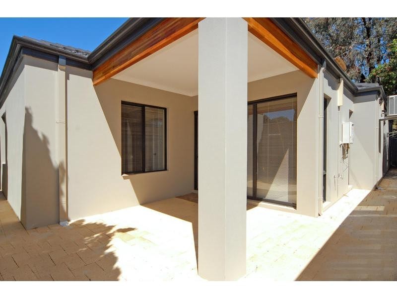 37C Walderton Avenue, Balga WA 6061