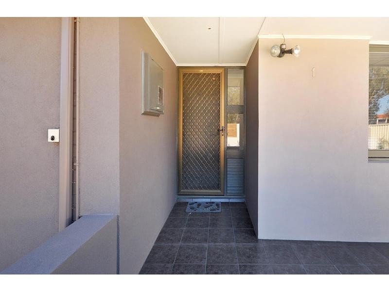 1/1 Markham Way, Balga WA 6061