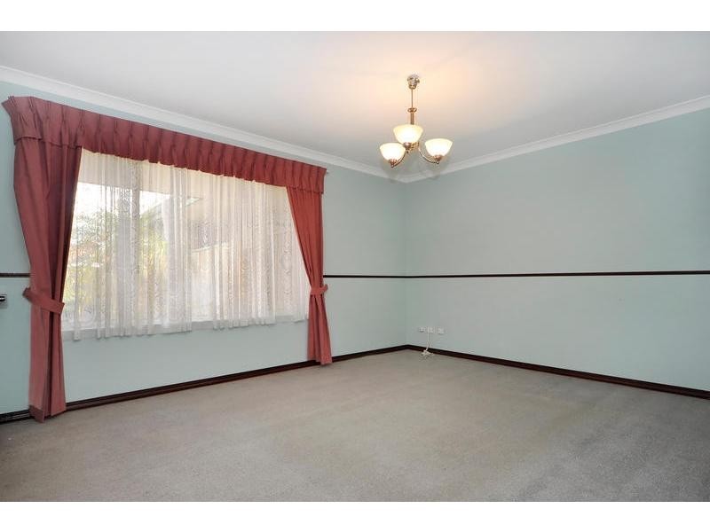 10 Yerilla Glen, Ballajura WA 6066