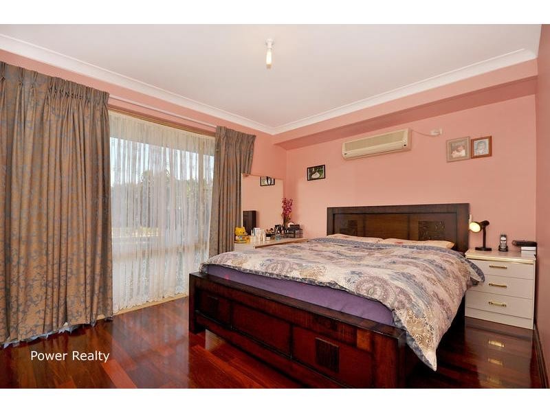 9 Synnot View, Marangaroo WA 6064