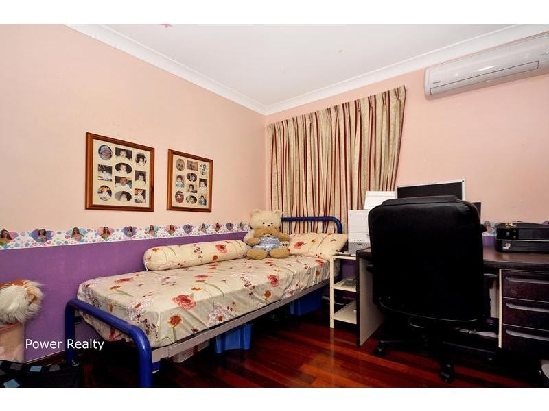 9 Synnot View, Marangaroo WA 6064