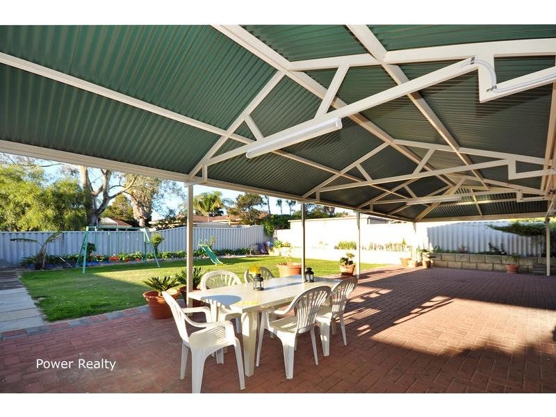 9 Synnot View, Marangaroo WA 6064