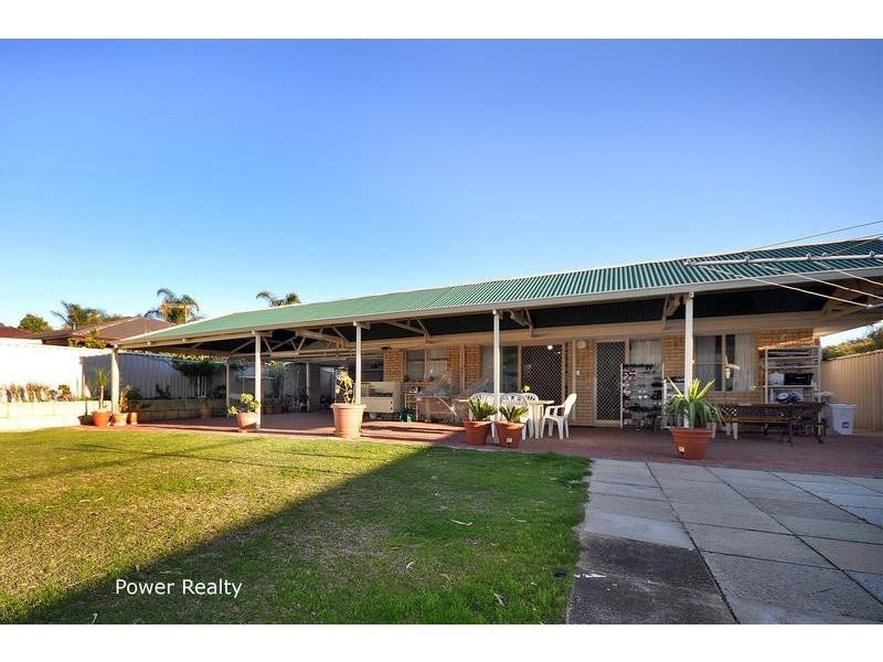 9 Synnot View, Marangaroo WA 6064