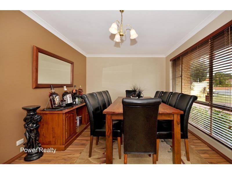 12 Avila Way, Alexander Heights WA 6064