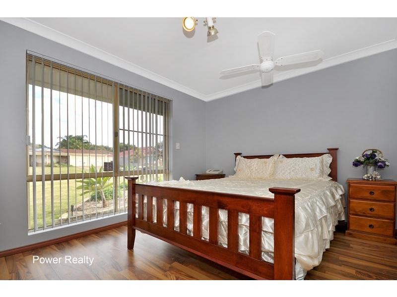 12 Avila Way, Alexander Heights WA 6064