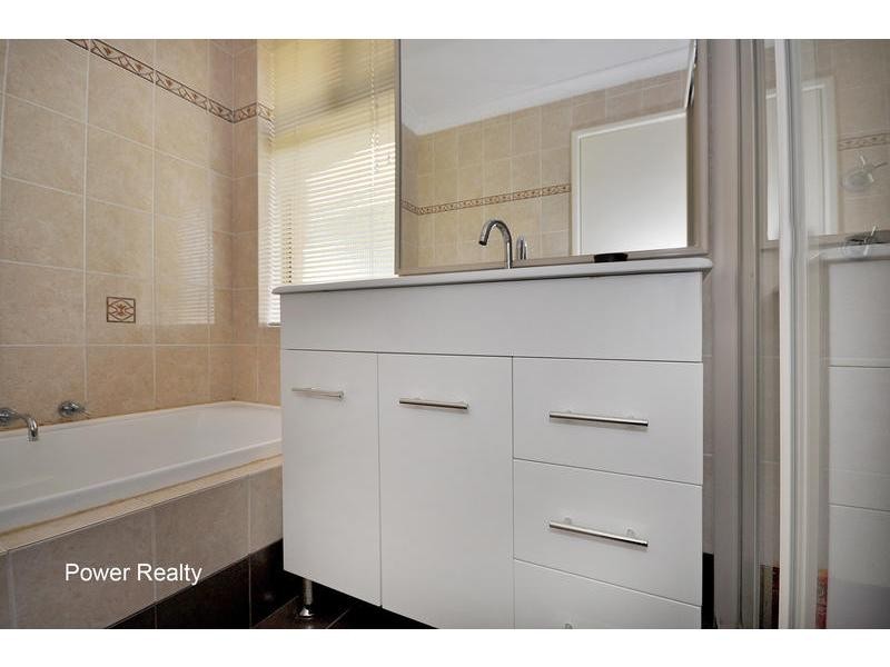 12 Avila Way, Alexander Heights WA 6064