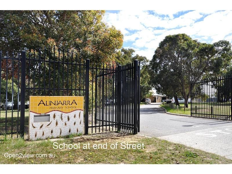 12 Avila Way, Alexander Heights WA 6064