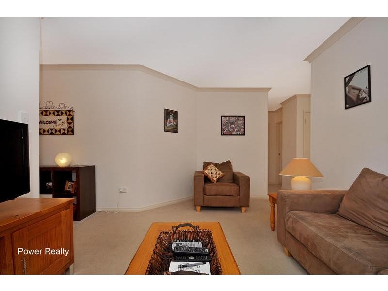 2/5 Vermont Street, Nollamara WA 6061