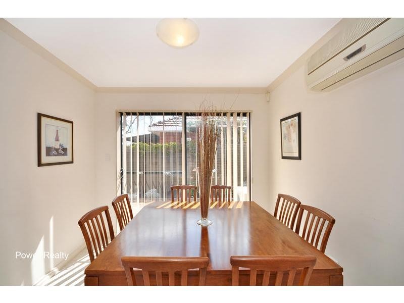 2/5 Vermont Street, Nollamara WA 6061