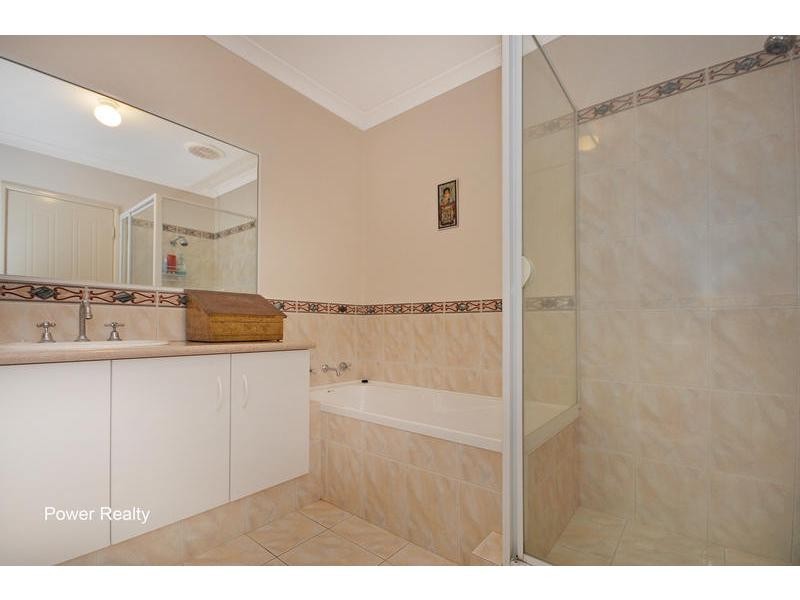 2/5 Vermont Street, Nollamara WA 6061