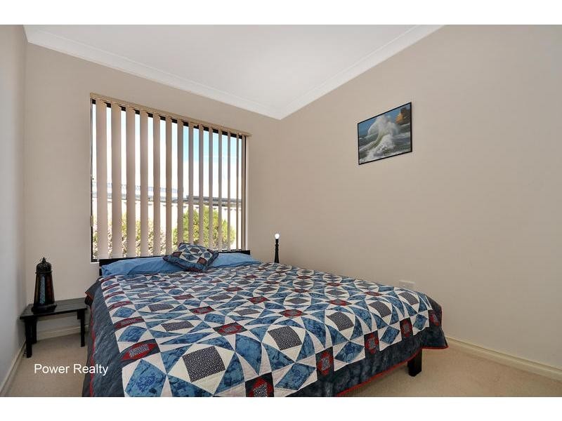 2/5 Vermont Street, Nollamara WA 6061