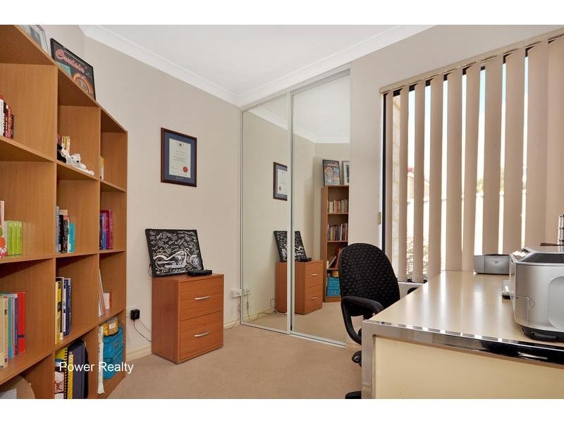 2/5 Vermont Street, Nollamara WA 6061