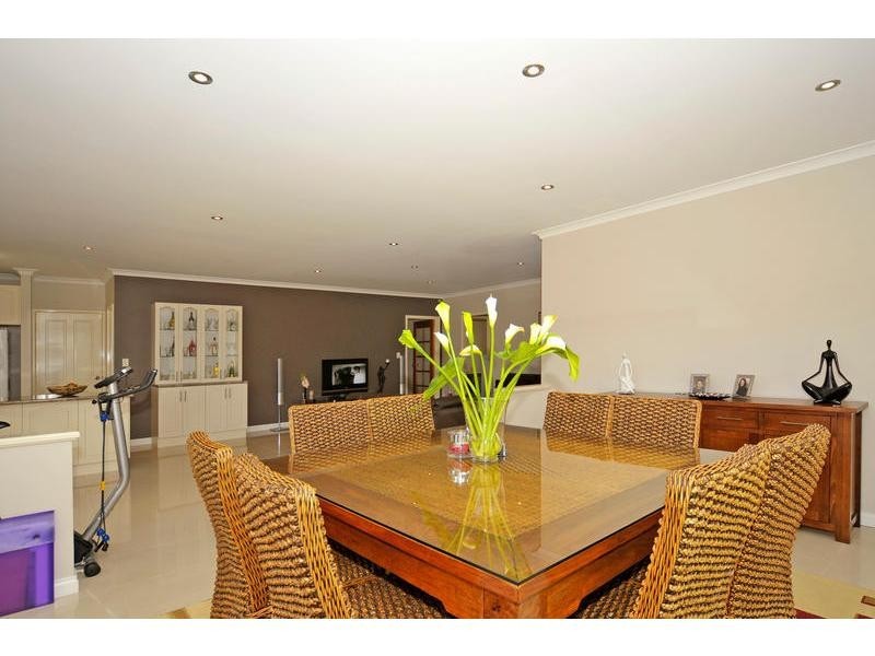 11 Landsdale Road, Darch WA 6065