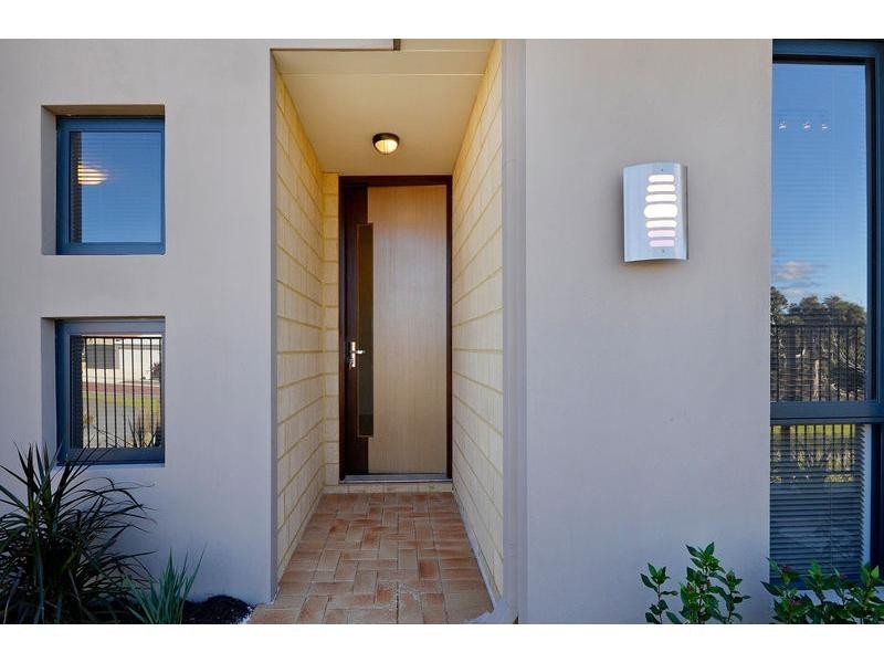 26 Vellum Loop, Aveley WA 6069