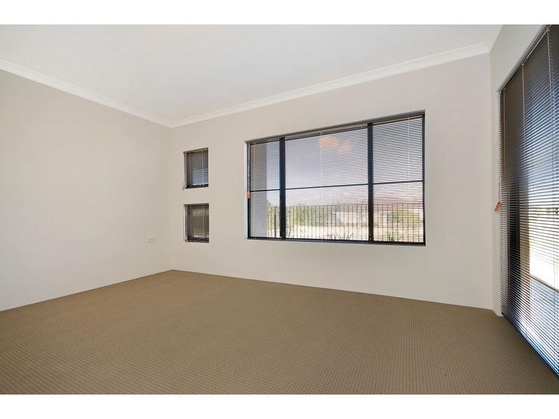 26 Vellum Loop, Aveley WA 6069