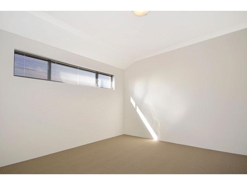 26 Vellum Loop, Aveley WA 6069