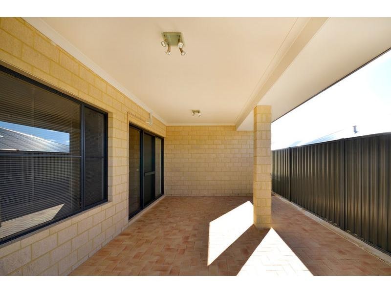 26 Vellum Loop, Aveley WA 6069