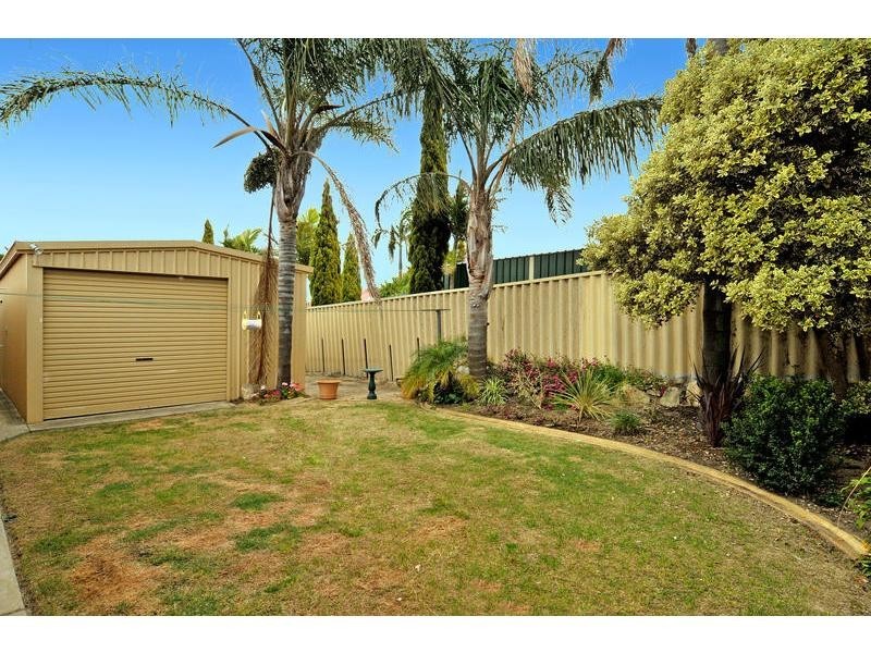 50 Hillcrest Road, Alexander Heights WA 6064