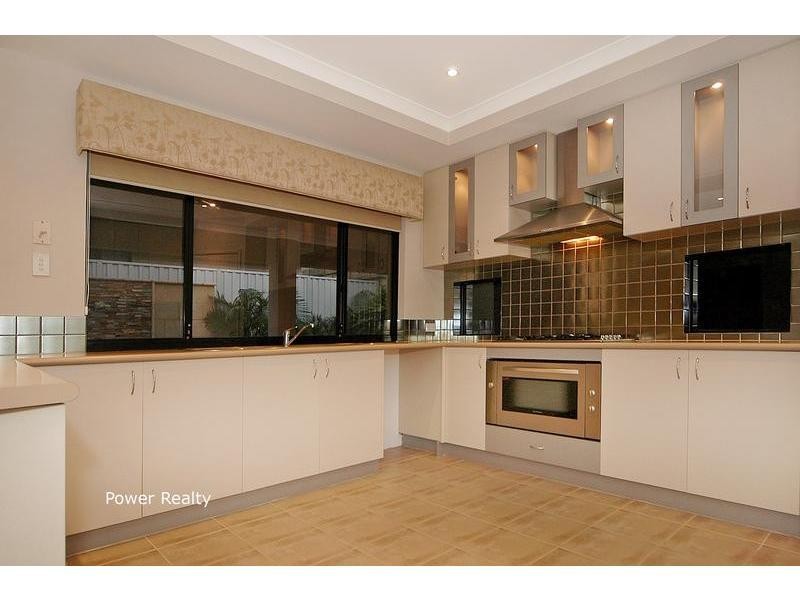 4 Fennell Rise, Darch WA 6065