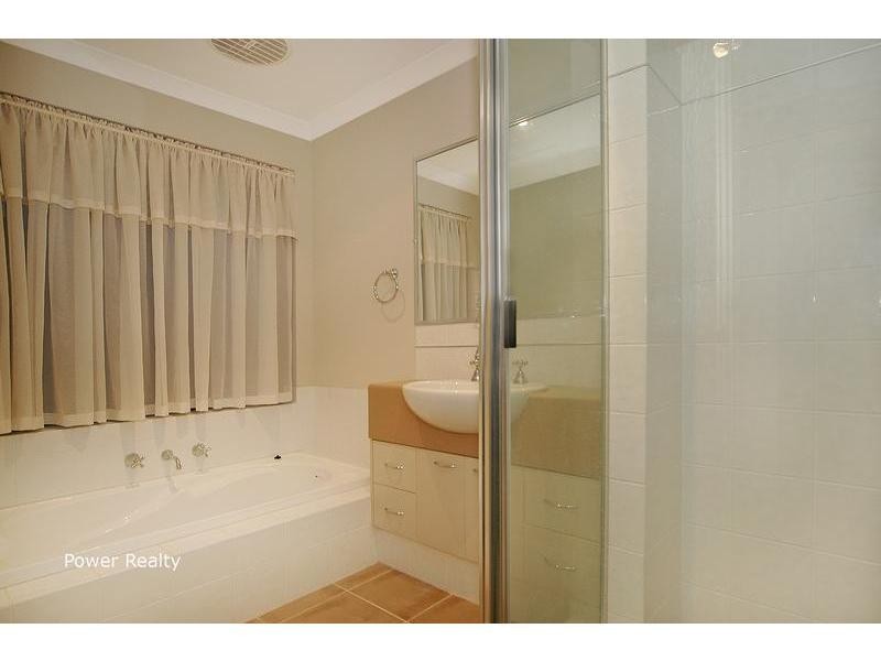 4 Fennell Rise, Darch WA 6065