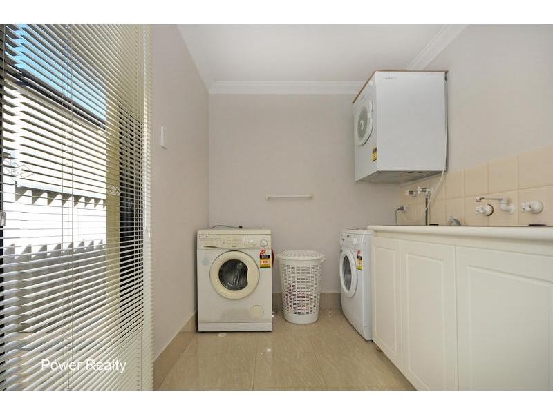 6 Roelands Place, Dianella WA 6059