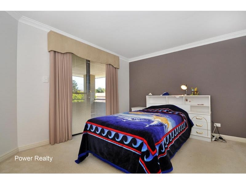 6 Roelands Place, Dianella WA 6059