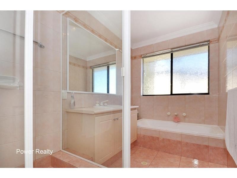 6 Roelands Place, Dianella WA 6059