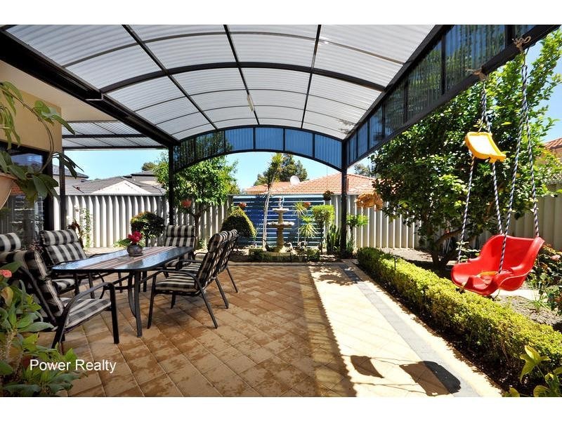 6 Roelands Place, Dianella WA 6059