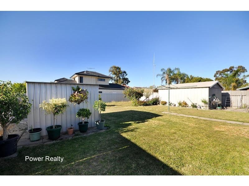27 Shelbred Way, Westminster WA 6061
