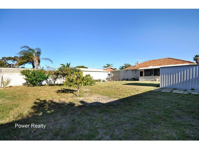 27 Shelbred Way, Westminster WA 6061
